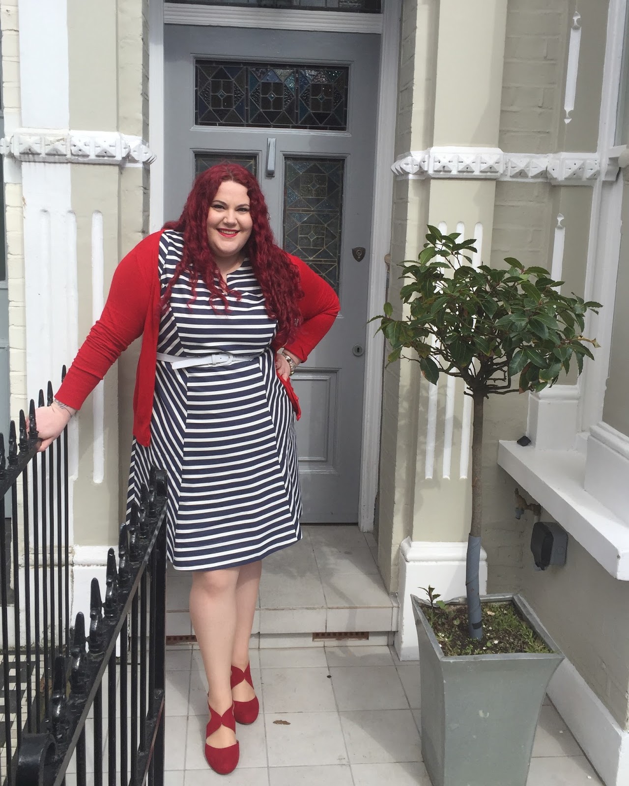 Curls curves sales and clothes